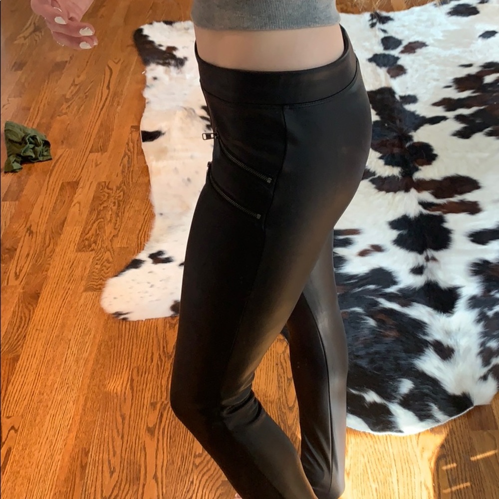 Black moto leggings
